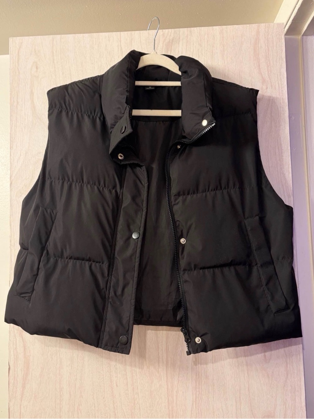 Black Puffer Vest - Sleeveless Quilted Jacket